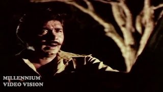 Malayalam Evergreen Film Song  Ente rajakottaarathinu  Venalil Oru Mazha  K J Yesudas [upl. by Darce]