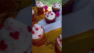 Cupcakes 💕 vainilla y relleno de Nutella 😋🥰 [upl. by Ettesel]