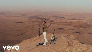 Dennis Lloyd  Alien Live at Mitzpe Ramon [upl. by Madelle]