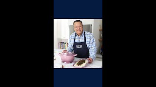 David Venable Cooks Beef Bourguignon with Le Creuset  Davids Recipe Corner  QVC HSN [upl. by Akeenahs]