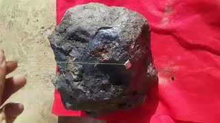 How to identify a meteorite at home [upl. by Nell795]