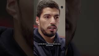 Suarez explains the Chiellini bite [upl. by Sharla519]