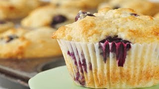 Blueberry Muffins Recipe Demonstration  Joyofbakingcom [upl. by Sirraj]