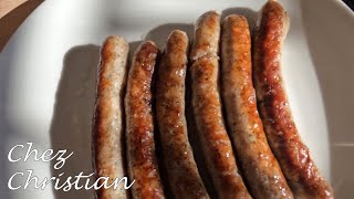 Chez Christian  Les chipolatas Cuisson plus allégée [upl. by Viridissa333]