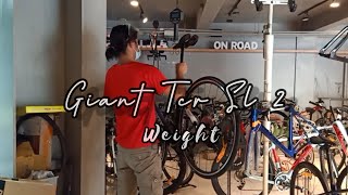 2021 GIANT TCR SL 2 MEDIUM WEIGHT [upl. by Akyeluz]