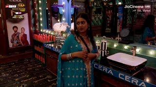 Bigg Boss OTT 3 Live Shivani Kumari Ne Vadapav Girl Aur Sana Makbul Ko Mare Taane [upl. by Scarlett39]