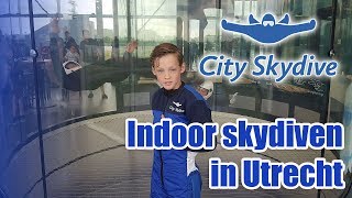 Indoor skydiven bij City Skydive Utrecht [upl. by Osy]