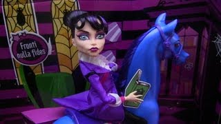 Monster High Headless Headmistress Bloodgood Review Video  D [upl. by Danika]