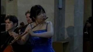 Vivaldi Flute Concerto il gardellino flute Atsuko Koga CondMichael Schneider Magdeburgischekammerphilharmonie 1mov [upl. by Nivrad]