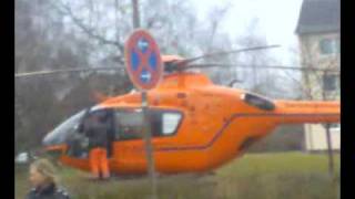 Hubschrauber landet in ALT Garbsen [upl. by Kirrad]