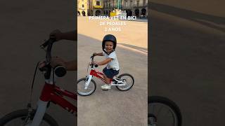 PRIMERA VEZ DE MAX EN BICI DE PEDALES 2 AÑOS 😊✊🏻💨 bike trial kids funnykids rider [upl. by Halli122]