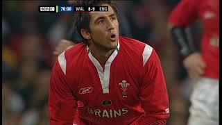 Gavin Henson wins it for Wales against England in 2005  Guinness Six Nations [upl. by Callahan575]