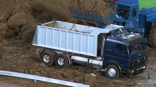 Modellbau Lkw Bagger Radlader auf MiniBaustelle  MiniaturWelt in Kassel [upl. by Ogir]