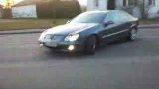 MercedesBenz CLK 320 CDI C209 Kickdown [upl. by Lehcer]