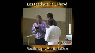 Sacerdote en diálogo con dos testigos de Jehová [upl. by Mathilde]