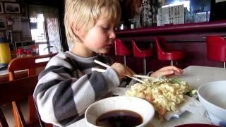 Food of Japan  Tonkatsu and Tenpura （豚カツ定食と天ぷら定食） [upl. by Ricca700]