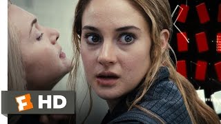 Everything Wrong With Divergent In 16 Minutes Or Less [upl. by Eneloc]