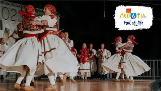 Folklorni koncert KUDa Tena „Tena i gosti”  57 Đakovački vezovi [upl. by Schroeder]