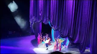 Disney sur glace  Disney on ice DesAventuriers [upl. by Wilber]