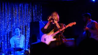 Johnny Flynn amp The Sussex Wit  Howl  live Atomic Café Munich 20131120 [upl. by Frants956]