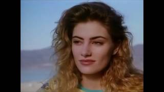 Mädchen Amick First Celebrity Sighting After Moving to LA at 16 [upl. by Ydnis632]