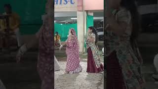 Aambaliya ni dale betho gutur gutur bole re timli gujaratigarba gujjugarba garba garbaloveryt [upl. by Harragan362]