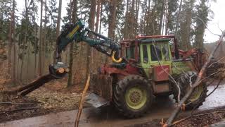 MBTrac 1500 mit Werner Forstaufbau im Einsatz 🚜🌲 [upl. by Finer]