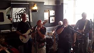 The Silverbacks Blues Band  The Nelsons Head StIves  8th May 2022 [upl. by Feldstein]