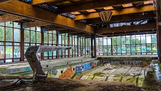 Abandoned MILLIONAIRE Resort  Grossingers Catskill Resort Hotel [upl. by Navets214]