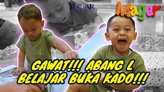 MAGER  ABANG L MINTA DI AJARIN CARA BUKA KADO [upl. by Teria]