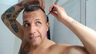 come tagliarsi i capelli da soli metodo infallibile TUTORIAL barbershop [upl. by Akital]