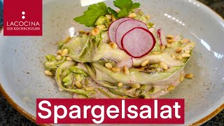 Grüner Spargelsalat mit Erdbeeren Ziegenkäse und Pinienkerne leckeres amp gesundes Rezept La Cocina [upl. by Crandall]