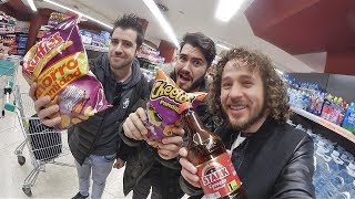 Visitando un supermercado en ESPAÑA ft Wismichu y Auronplay [upl. by Sema]