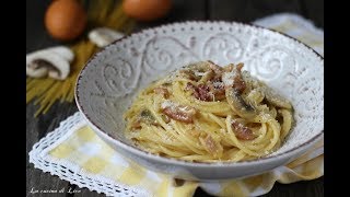 Carbonara rivisitata con speck e funghi [upl. by Aidnac]