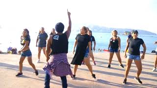 Madre Tierra  Chayanne  Coreografía de Zumba en Acapulco [upl. by Silloh]