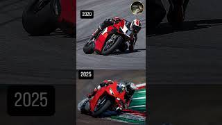 Ducati Panigale V4 2020 vs 2025 panigalev42025 ducati superbikes panigale2025 panigalev4 [upl. by Nodnar653]