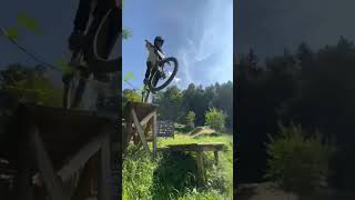 Few sends in samerberg bikepark mtb mtbjump automobile mountainbikejumpsbikelife 500subs [upl. by Ongineb]