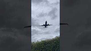 RYANAIR B737 FLYOVER [upl. by Nwatna161]