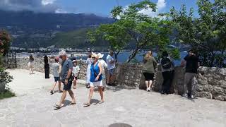 PROŠETAJMO BUDVOM DO TVRĐAVE WALKING IN BUDVA LETO 2024 [upl. by Llerrit]