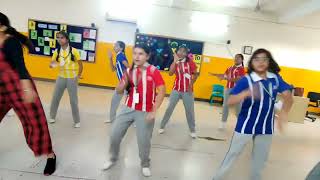 Jeene Ke Hai Char Din  Dance Steps  School Dance For kids  Yashika Singla [upl. by Ymmak]