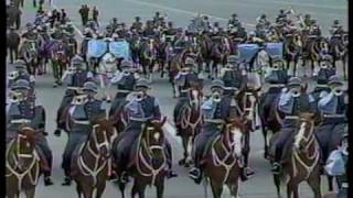 MARCHE MILITAIRE quotGRENADIERS AU GALOPquot PAR L ARMÉE CHILIENNE [upl. by Octavie57]