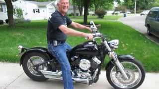 Yamaha VSTAR 650 Vance and Hines Short Shot Exhaust Sound Start and Run [upl. by Arvind]