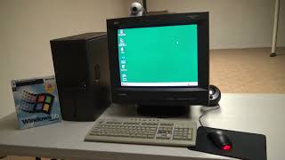 Windows 95 startup on the Pentium 4 computer Ultimate 90s Retro PC in the BACKROOMS [upl. by Mile10]