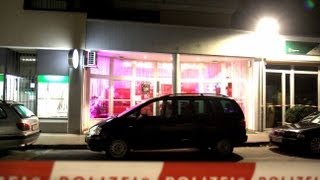 Bewaffneter Raubüberfall auf Wettlokal [upl. by Theresina301]