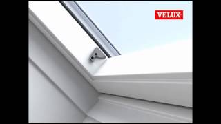 VELUX Stoffrollo mit Haltekrallen  PickampClick Montage [upl. by Knowlton]