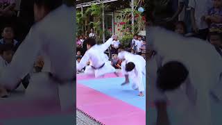 Những đòn Karate sắc nét nhất vothuat loitrankarate defence martialarts kungfu [upl. by Firooc]