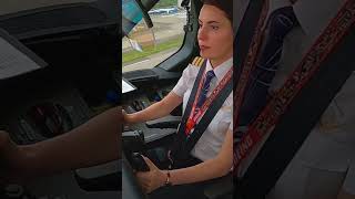 👩🏻‍✈️ Turkish 787 Takeoff aviation pilot turkish [upl. by Tore790]