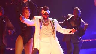 Usher  quotCaught Upquot Live in Las Vegas [upl. by Manno711]