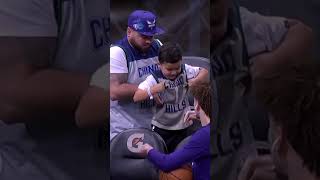 LaMelo Ball signs autograph for young fan in Chino Hills jersey  Shorts [upl. by Aznola]