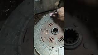 Clutch plate scratching enginefixit mechanic repairing clutchplate [upl. by Pandich]